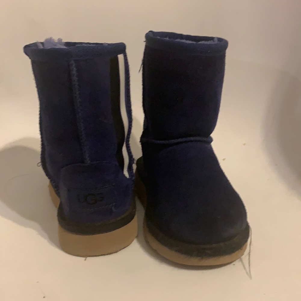 Blue Uggs toddler size 9